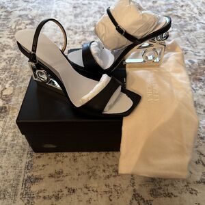 Bailey Mischka Luna Black Size 6 1/2 New With Box And Dust Bag